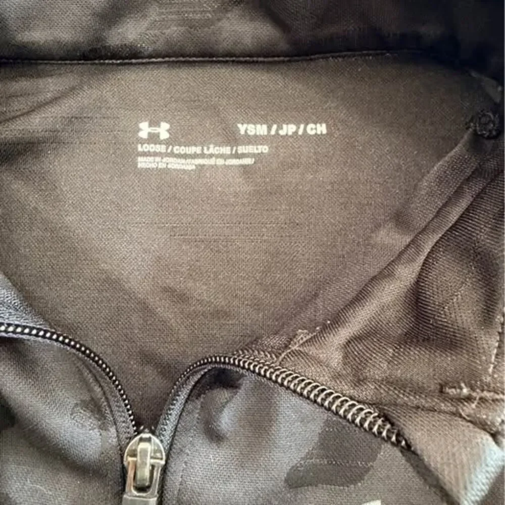 Boys Under Armour Black Camo Full Zip Jacket Youth Small YSM C7548